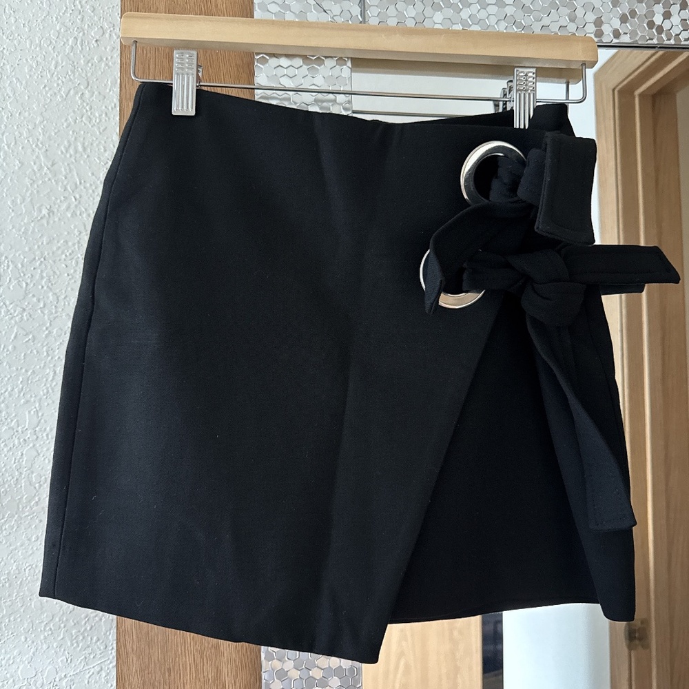 Zara wrap grommet-tie A-line black mini skirt_XS